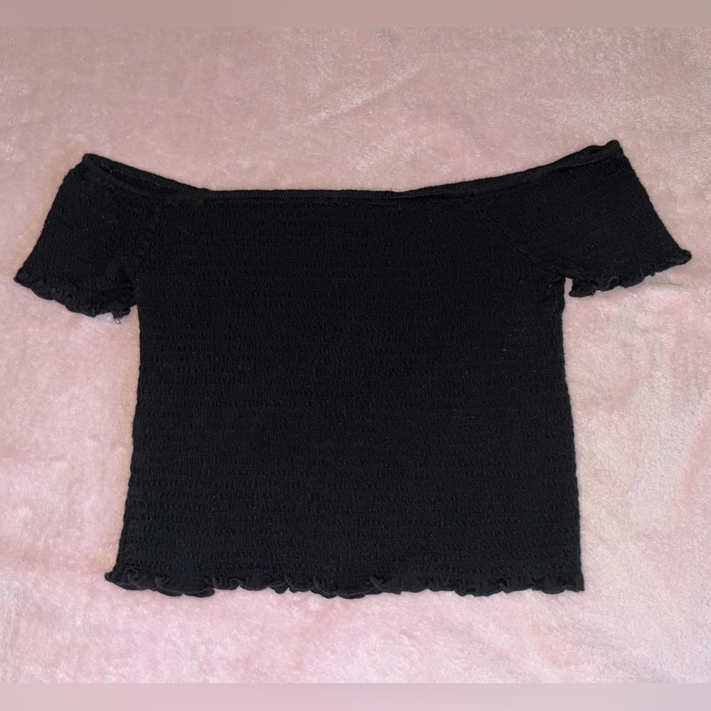Full Tilt Off the Shoulder Crop Top
